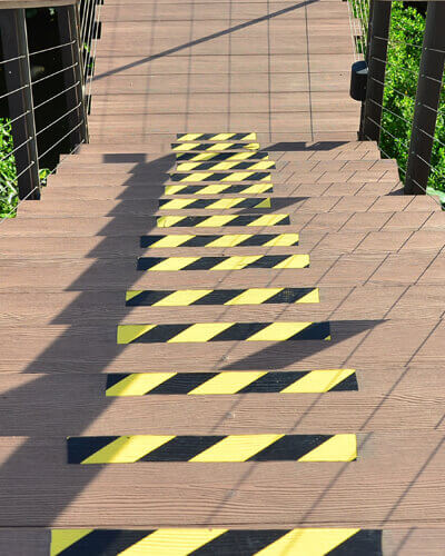 Ratgeber zu Antirutschbändern, -belägen und -profilen